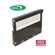 fokusovany led reflektor bold 140x70° optika 200w 25600lm 2